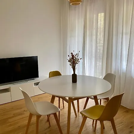 Brand New Flat Ready To Welcome You To Milan! Apartment Milan